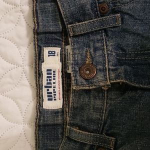 Jeans size 18